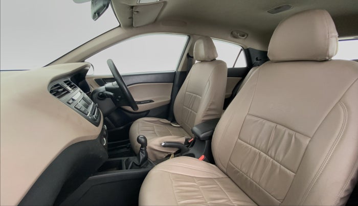 2017 Hyundai Elite i20 SPORTZ 1.2, Petrol, Manual, 38,021 km, Right Side Front Door Cabin