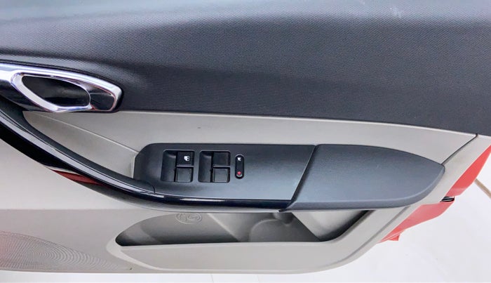 2018 Tata Tiago XZ 1.2 REVOTRON, Petrol, Manual, 6,413 km, Driver Side Door Panels Control