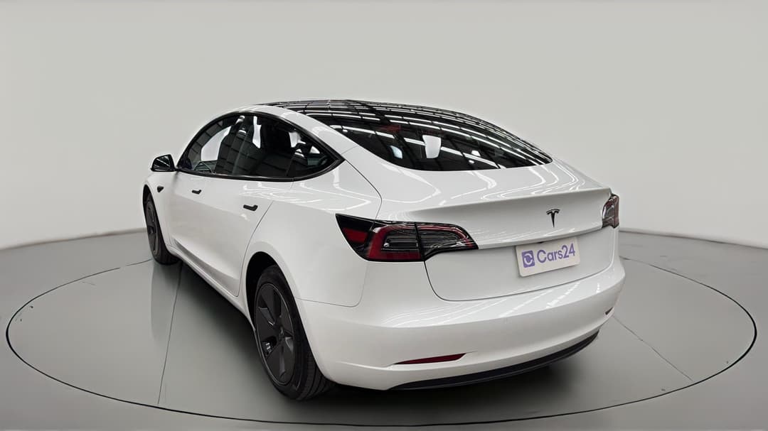 2023 Tesla Model 3 Rear-wheel Drive, Automatic, 47505 km, Left Back Diagonal (45- Degree) View