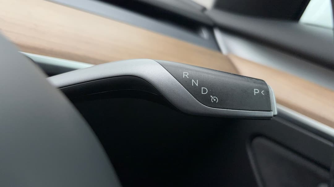 2023 Tesla Model 3 Rear-wheel Drive, Automatic, 47505 km, Gear Lever 