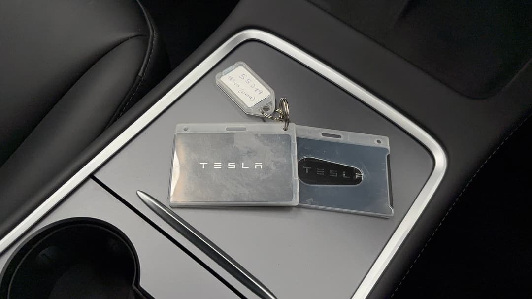 2023 Tesla Model 3 Rear-wheel Drive, Automatic, 47505 km, Key Close-up