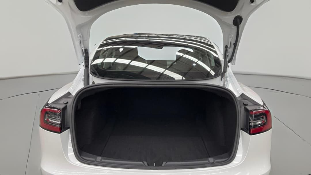 2023 Tesla Model 3 Rear-wheel Drive, Automatic, 47505 km, Boot Inside View