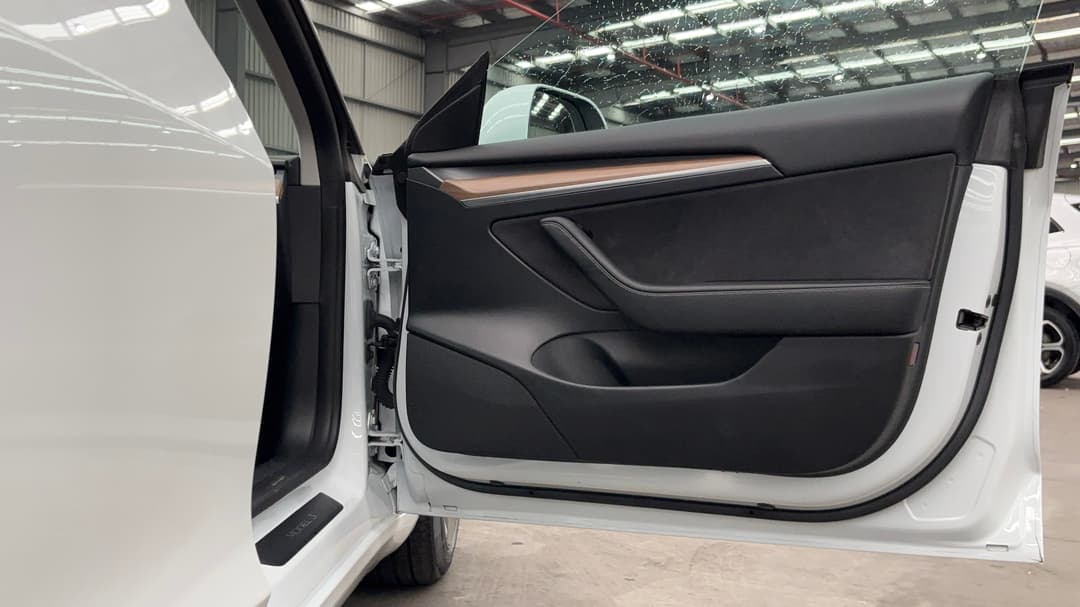 2023 Tesla Model 3 Rear-wheel Drive, Automatic, 47505 km, Speaker View