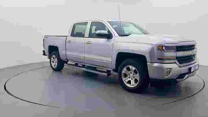 Used CHEVROLET SILVERADO 2018 LT Automatic, 50,880 km, Petrol Car