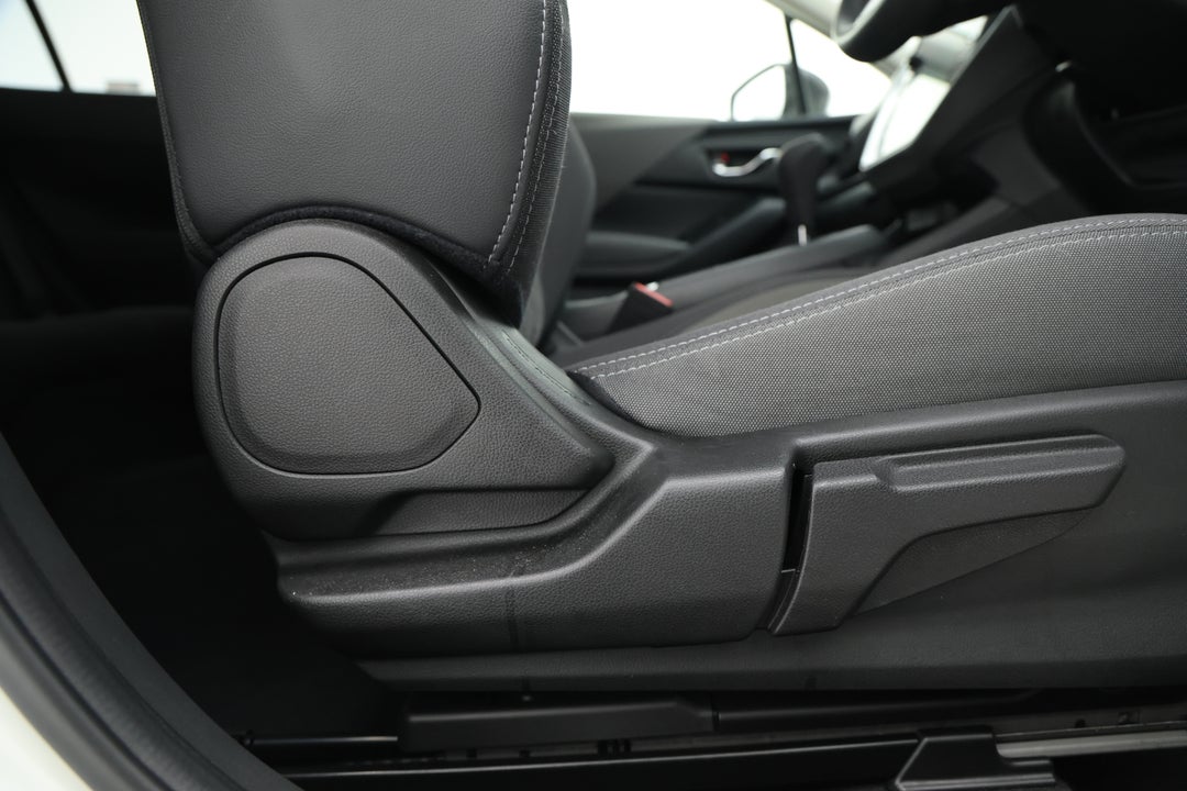 2024 Subaru Crosstrek AWD 2.0l, Automatic, 26437 km, Drivers Side Adjustment Panel