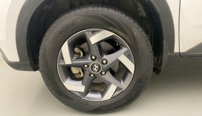 2022 Hyundai VENUE S 1.2, Petrol, Manual, 12,595 km, Left Front Wheel