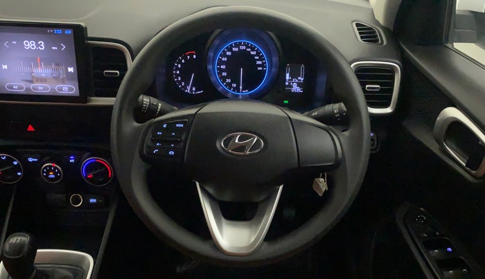 2022 Hyundai VENUE S 1.2, Petrol, Manual, 12,595 km, Steering Wheel Close Up