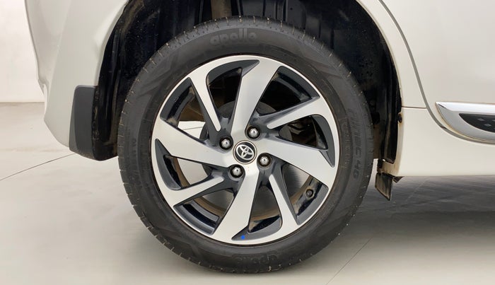 2022 Toyota Glanza V, Petrol, Manual, 12,971 km, Right Rear Wheel