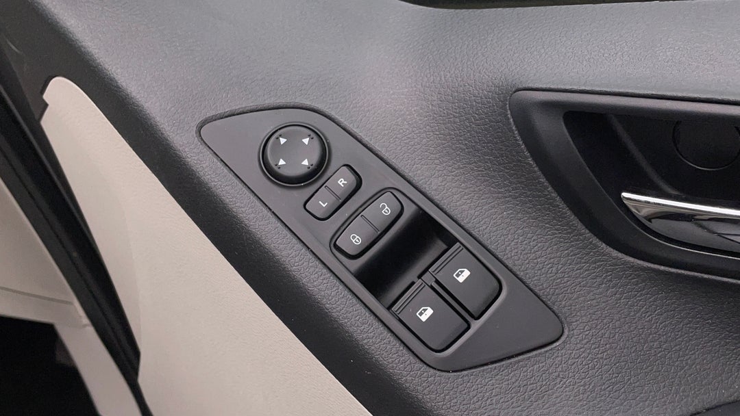 Drivers Side Door Panel Controls