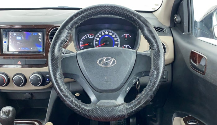 2017 Hyundai Grand i10 MAGNA 1.2 VTVT, Petrol, Manual, 16,163 km, Steering Wheel Close Up