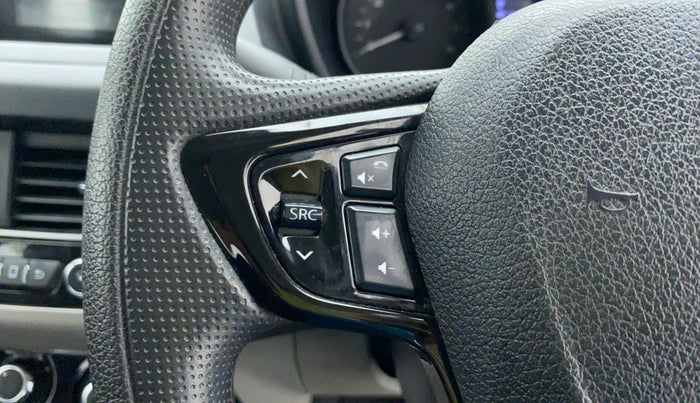 2019 Tata NEXON XMA 1.2, Petrol, Automatic, 28,642 km, Steering wheel - Phone control not functional
