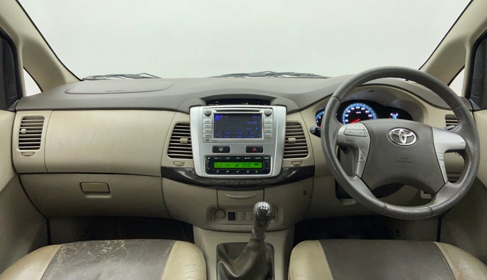 2013 Toyota Innova 2.5 ZX 7 STR BS IV, Diesel, Manual, 80,855 km, Dashboard