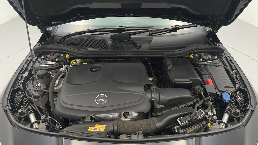 Open Bonnet (Engine)