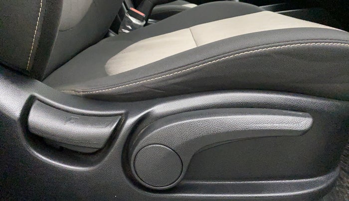 2019 Hyundai Creta SX 1.6 PETROL, Petrol, Manual, 35,155 km, Driver Side Adjustment Panel