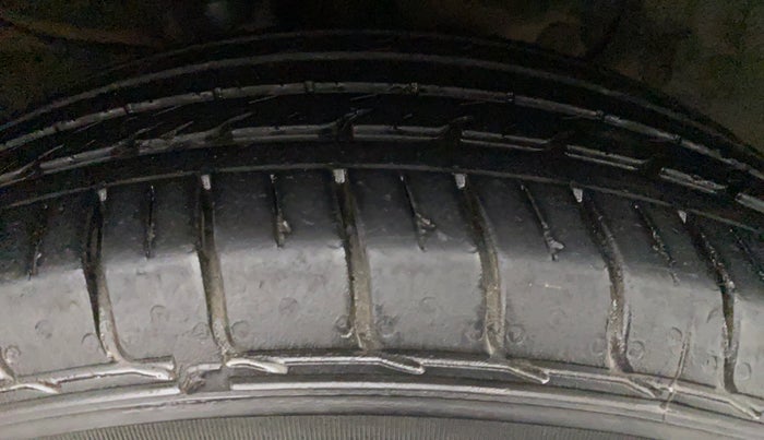 2019 Hyundai Creta SX 1.6 PETROL, Petrol, Manual, 35,155 km, Left Front Tyre Tread