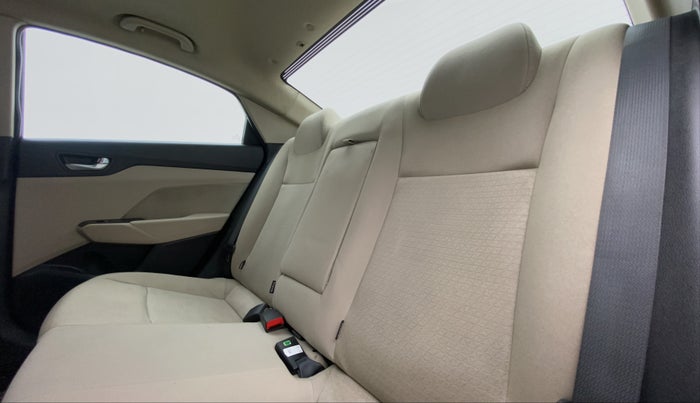 2021 Hyundai Verna SX 1.5 CRDI, Diesel, Manual, 28,834 km, Right Side Rear Door Cabin