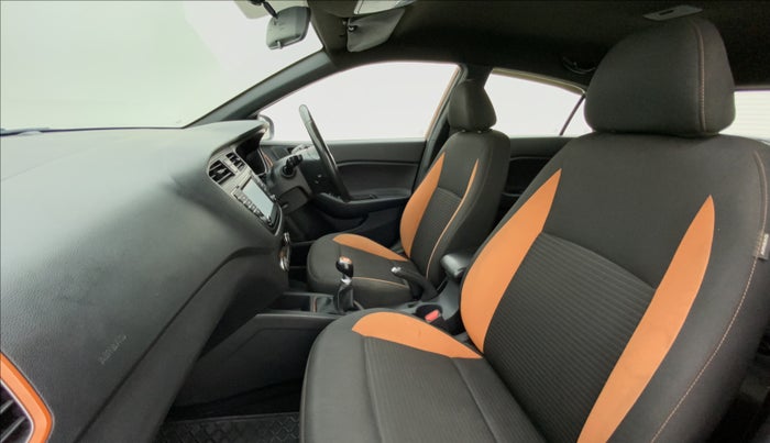 2017 Hyundai i20 Active 1.2 SX, Petrol, Manual, 64,138 km, Right Side Front Door Cabin