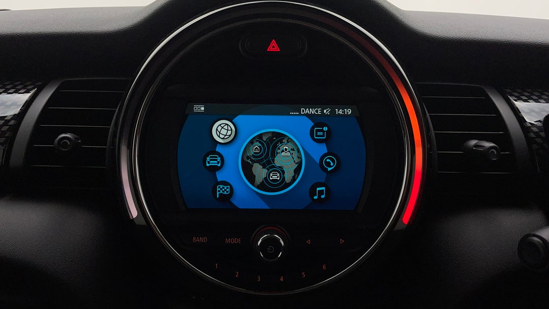 2018 MINI Hatch Cooper S, Automatic, 58529 km, Infotainment System