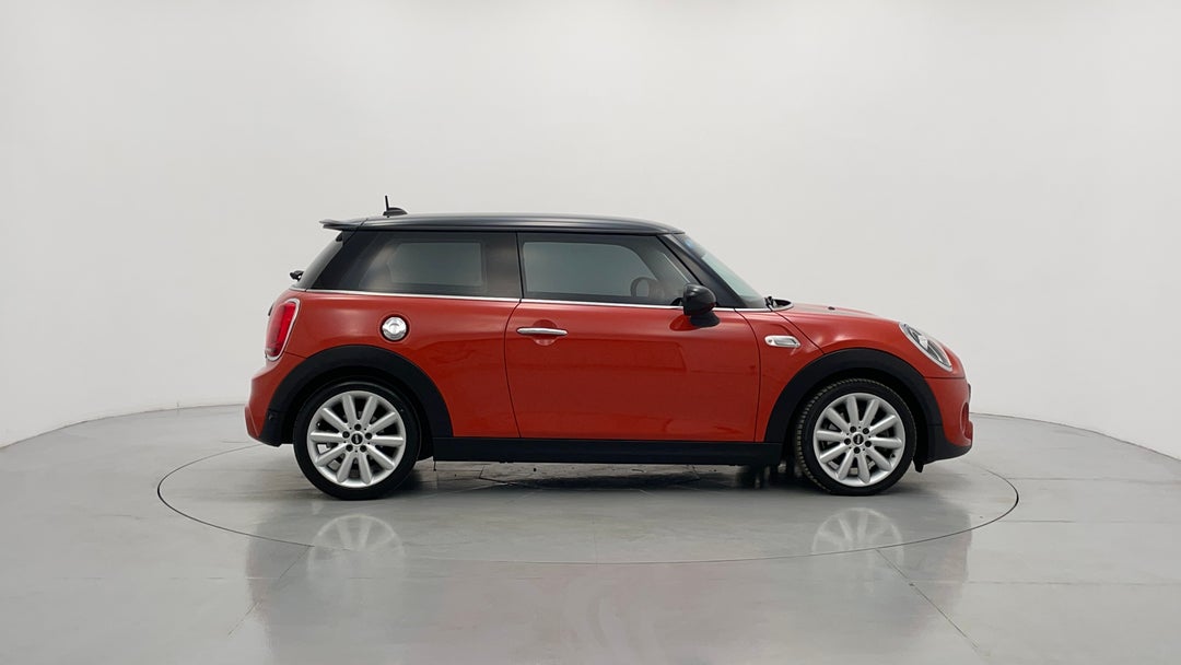 2018 MINI Hatch Cooper S, Automatic, 58529 km, Right Side View