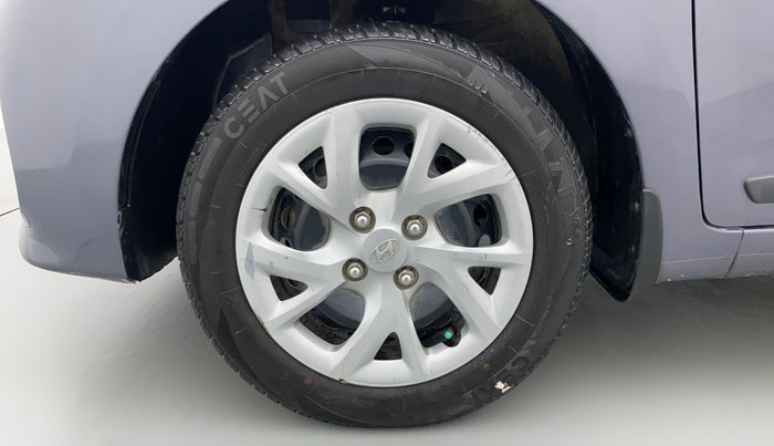 2017 Hyundai Grand i10 Sportz(O) 1.2 MT, Petrol, Manual, 63,901 km, Left Front Wheel