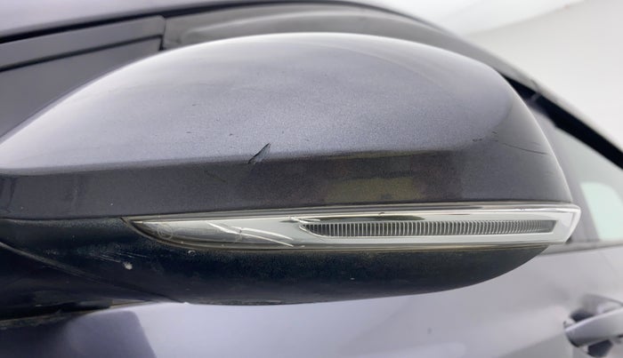 2017 Hyundai Grand i10 Sportz(O) 1.2 MT, Petrol, Manual, 63,901 km, Left rear-view mirror - Indicator light has minor damage