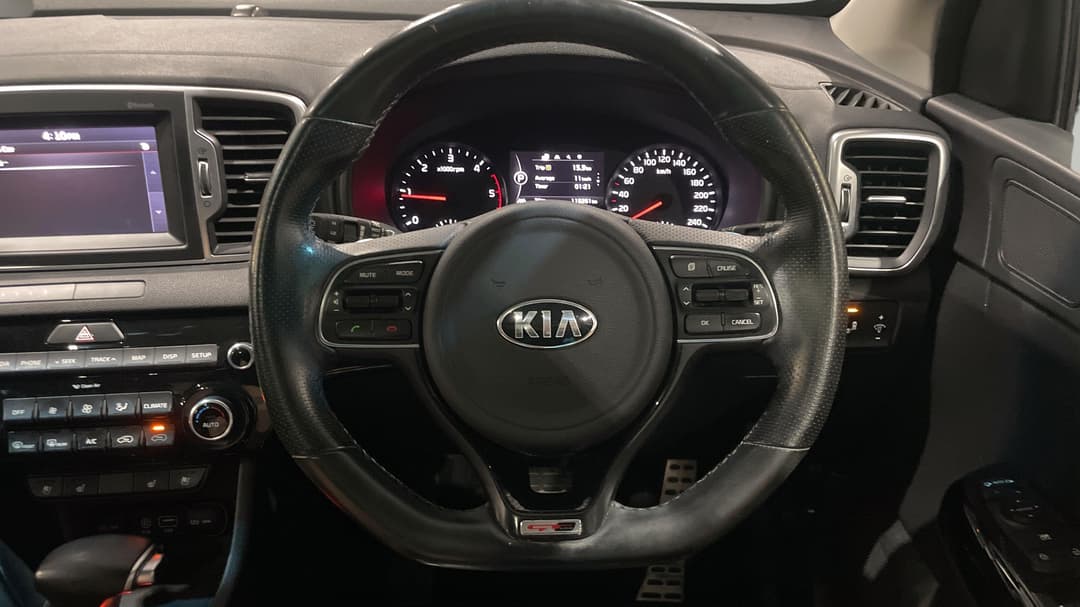 2017 Kia Sportage Gt-line (AWD), Automatic, 118261 km, Steering Wheel Close-up