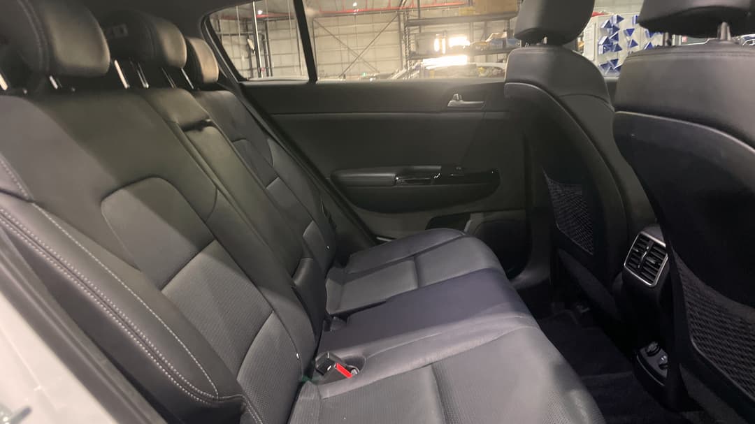 2017 Kia Sportage Gt-line (AWD), Automatic, 118261 km, Right Side Rear Door Cabin View