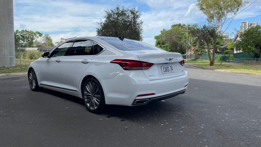 Left Back Diagonal (45- Degree) View