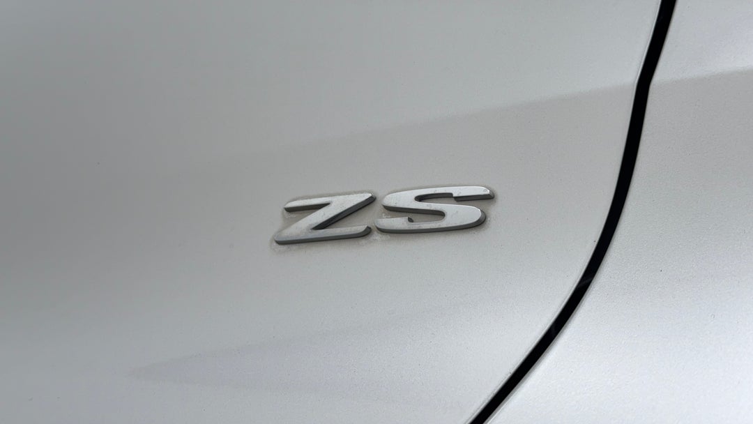 Badge (Boot Right Side)