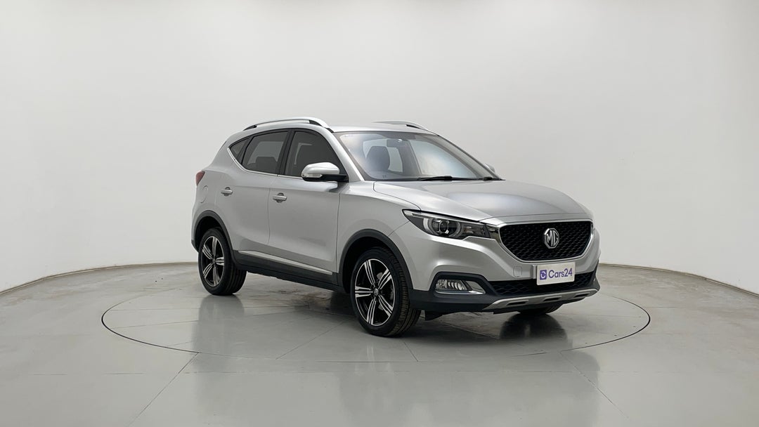 Right Front Diagonal (45- Degree) View