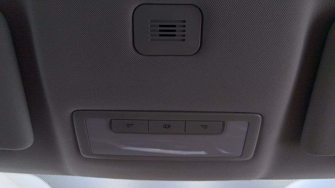 On-Roof Controls/Sunglass holder