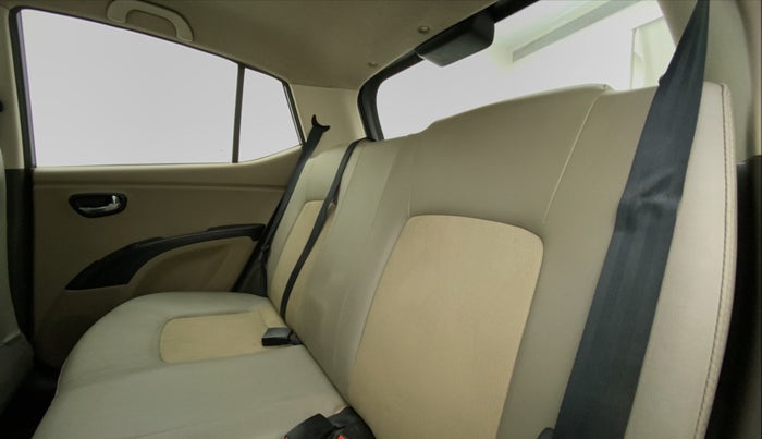 2011 Hyundai i10 MAGNA 1.2 KAPPA2, Petrol, Manual, 15,493 km, Right Side Rear Door Cabin