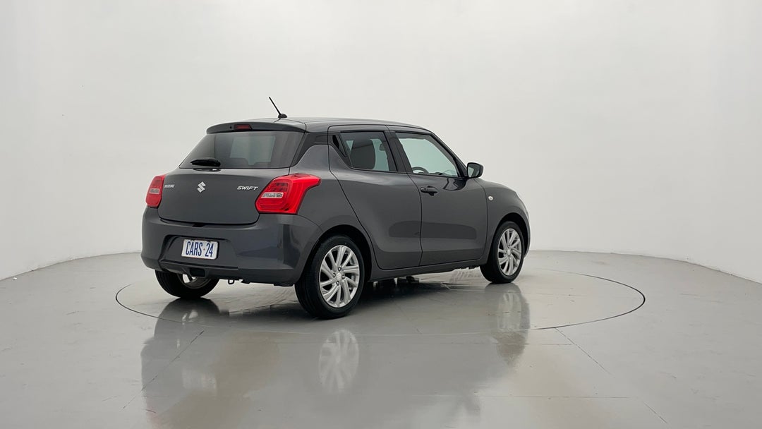 Right Back Diagonal (45- Degree) View