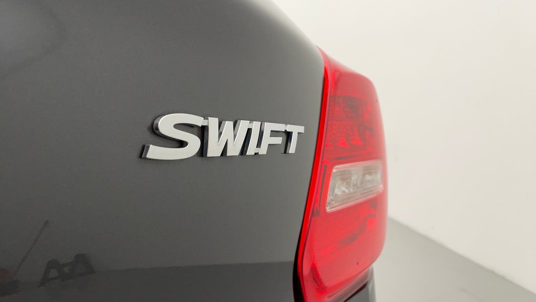 Badge (Boot Right Side)