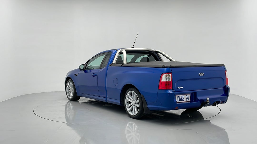 Left Back Diagonal (45- Degree) View