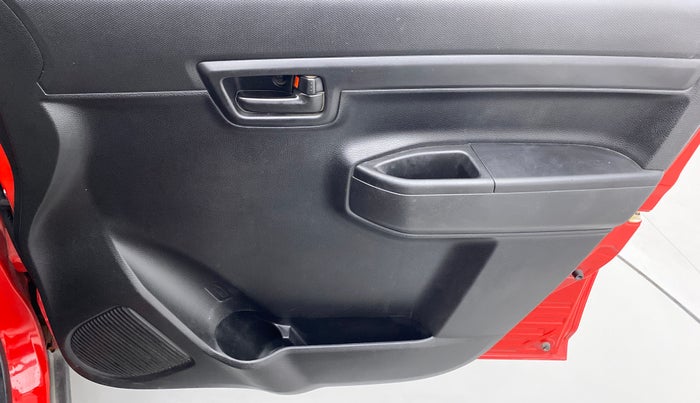 2020 Maruti S PRESSO VXI+, Petrol, Manual, 58,614 km, Driver Side Door Panels Control