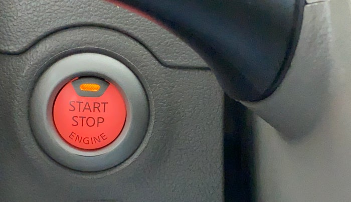 2014 Nissan Micra XV CVT, Petrol, Automatic, 27,647 km, Keyless Start/ Stop Button