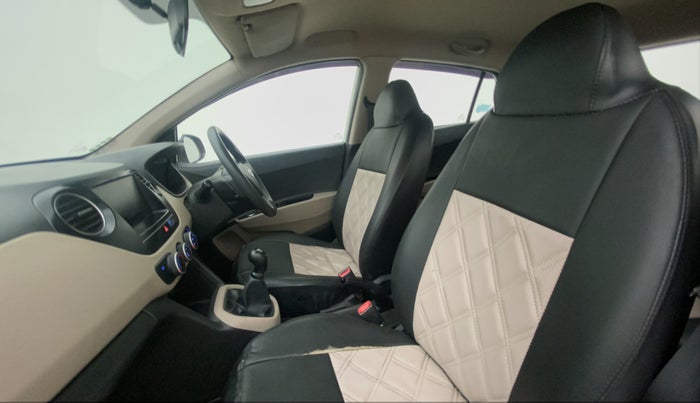 2015 Hyundai Grand i10 MAGNA 1.2 KAPPA VTVT, Petrol, Manual, 20,428 km, Right Side Front Door Cabin