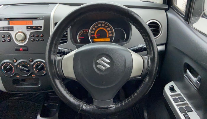 2012 Maruti Wagon R 1.0 VXI, Petrol, Manual, 46,653 km, Steering Wheel Close Up