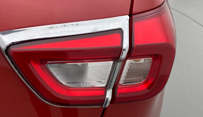 2020 Maruti Vitara Brezza VXI, Petrol, Manual, 40,725 km, Right tail light - Chrome has minor damage