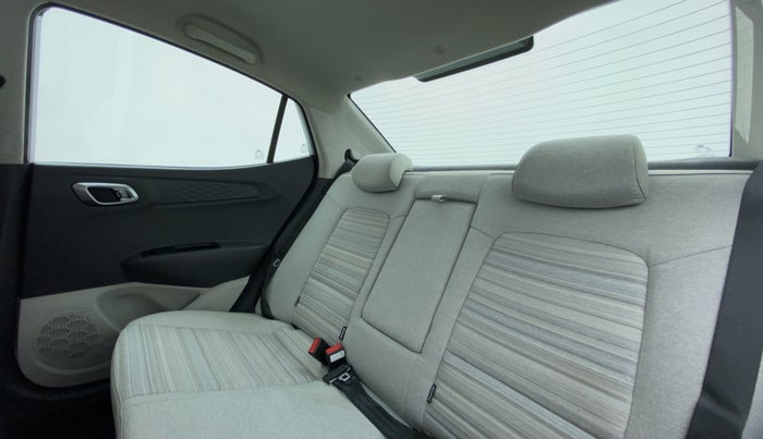 2020 Hyundai AURA SX+ AT 1.2CRDI, Diesel, Automatic, 12,495 km, Right Side Rear Door Cabin