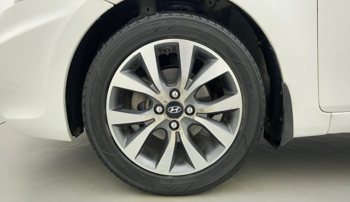 2014 Hyundai Verna FLUIDIC 1.6 SX CRDI OPT, Diesel, Manual, 82,156 km, Left Front Wheel
