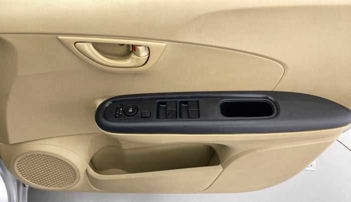 2018 Honda Amaze 1.2 S (O) MT I VTEC, Petrol, Manual, 27,634 km, Driver Side Door Panels Control