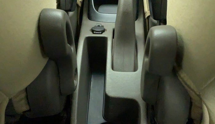 2011 Hyundai i10 MAGNA 1.1 IRDE2, Petrol, Manual, 43,584 km, Driver Side Adjustment Panel