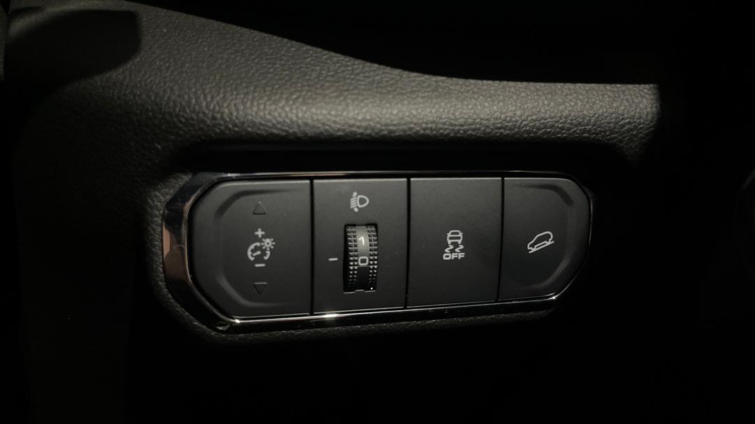 2023 GWM Haval Jolion Lux Hybrid, Automatic, 39442 km, Utility Switches/Buttons