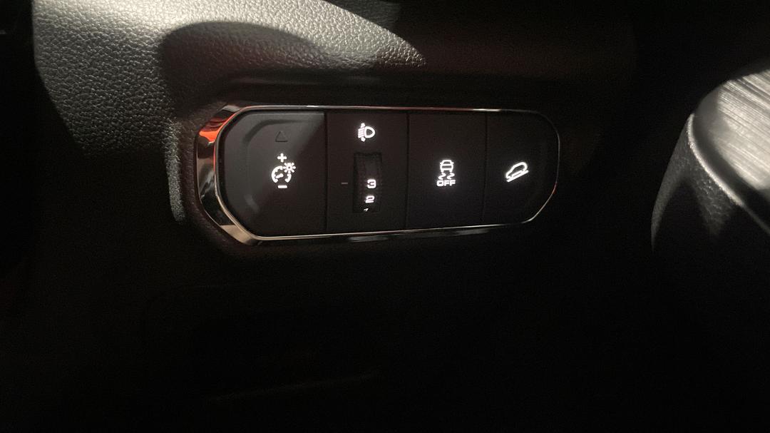 2022 GWM Haval Jolion Lux, Automatic, 46982 km, Utility Switches/Buttons