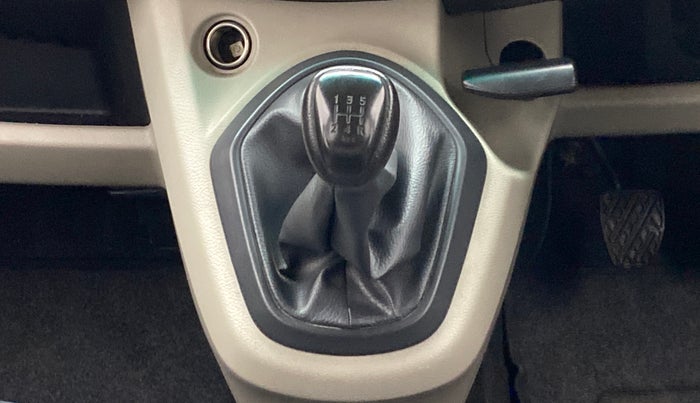 2017 Datsun Go T(O), Petrol, Manual, 35,115 km, Gear Lever