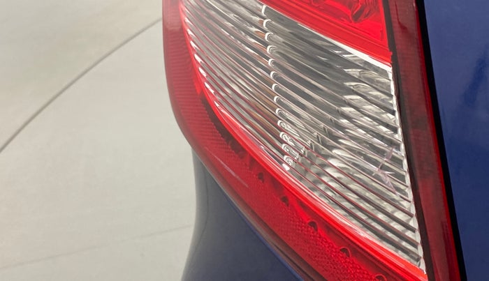 2017 Datsun Go T(O), Petrol, Manual, 35,115 km, Left tail light - Minor damage