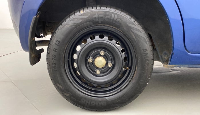2017 Datsun Go T(O), Petrol, Manual, 35,115 km, Right Rear Wheel