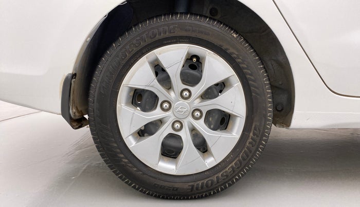 2018 Hyundai Xcent E+, Petrol, Manual, 73,244 km, Right Rear Wheel
